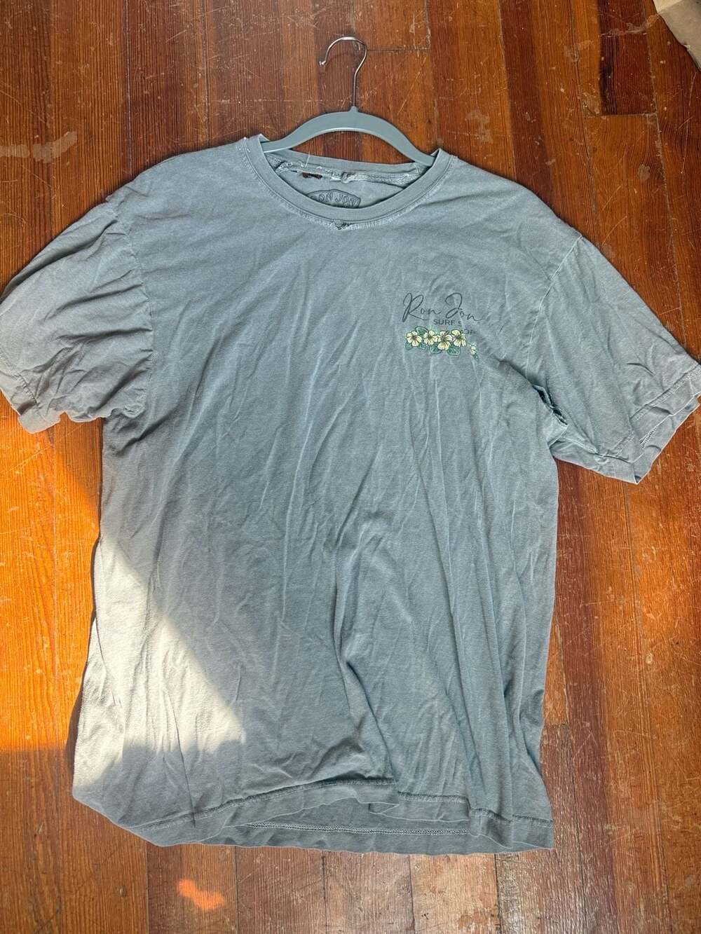 Ron Jon Surf Shop Disney Springs Distressed Graphic T-Shirt Gray Large